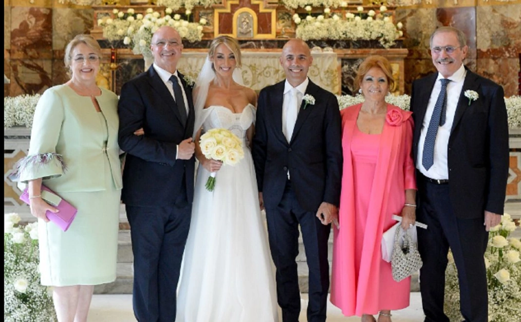 Le nozze del figlio del sindaco di Pompei "benedette" da Papa Francesco