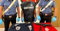 Napoli - Quartiere Secondigliano: i Carabinieri sequestrano armi pronte a sparare