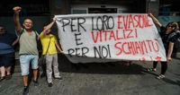 Reddito di cittadinanza: sit-in davanti all'Inps di Napoli