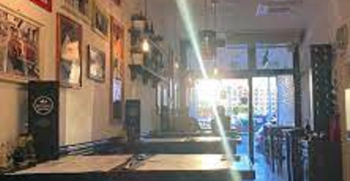 Malta - Furbetti al ristorante scappano via senza pagare il conto