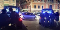 Controlli a Mergellina, oltre 400 persone identificate