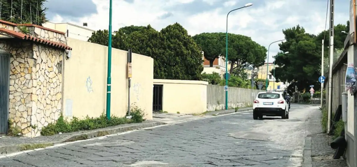 Torre del Greco - Lavori in via Scappi, chiusa per due settimane la strada. Disagi per gli automobilisti