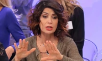Uomini e Donne, Barbara De Santi nei guai: denunciata da un ex cavaliere