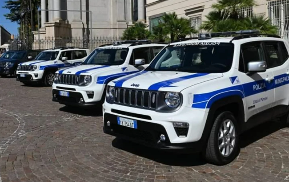 A Pompei le nuove auto della Polizia Locale