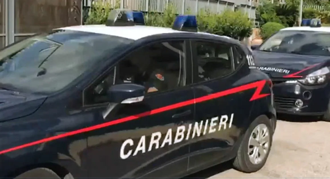 Evade dai domiciliari, stava lavorando come muratore: arrestato