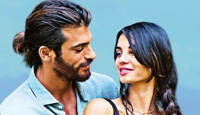 Can Yaman aggredisce una commerciante: come ha reagito Francesca Chillemi