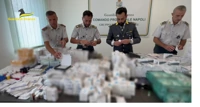 Maxi sequestro di farmaci dopanti nel Napoletano, denunciati due personal trainer