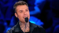 Fedez di nuovo in sala operatoria: ancora una perdita di sangue e nuova trasfusione