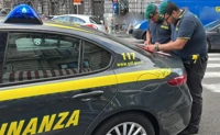 Abusivi, controlli tra Napoli e provincia: raffica di sanzioni e denunce
