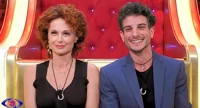 Grande Fratello, Garibaldi finge con Beatrice? Una sua conoscente lo inchioda