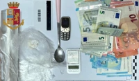 Droga, sequestrata cocaina in un'abitazione: arrestato un 40enne di Torre del Greco