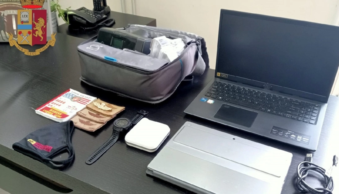 Ruba pc, portafogli e passaporti di un militare NATO, denunciato 49enne