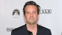 Addio a Matthew Perry, il Chandler di Friends. Le cause della morte