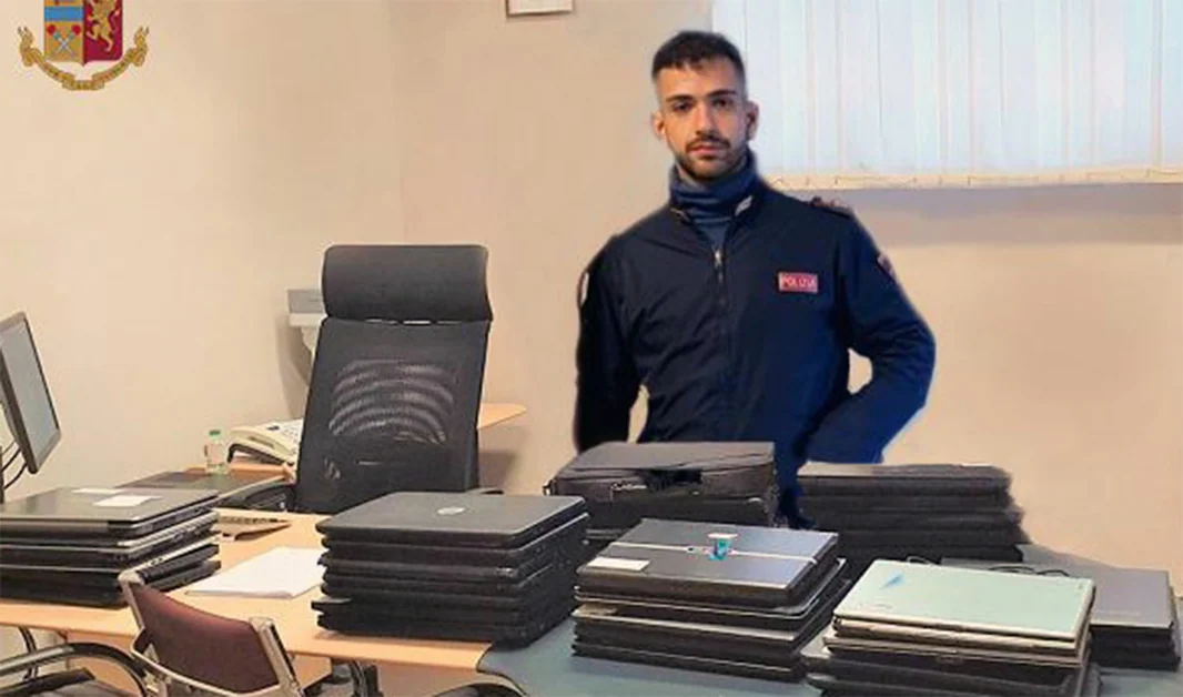 Pc rubati in un Liceo ad Avellino, ritrovati dalla Polizia