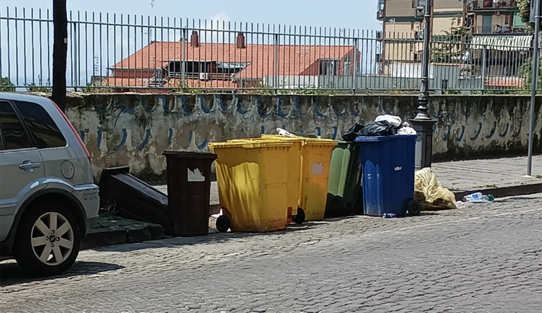 Rifiuti, volontari ambientali per "vigilare" sul rispetto del calendario di conferimento