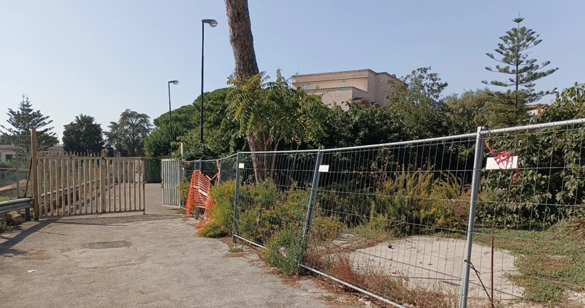 La pinetina di via Tironi in concessione al Comune di Torre del Greco