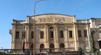 Torre Annunziata - Il Comune acquista il cine-teatro Moderno: il nostro sondaggio