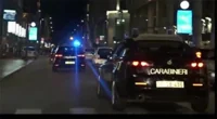 Petardo su un'auto e scoppia l'incendio. Altri due feriti per i botti di fine anno