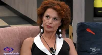 Grande Fratello, Beatrice Luzzi gela i fan e svela quando lascerà la Casa