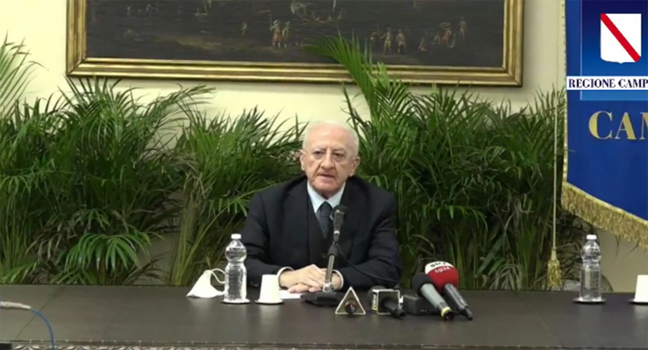 De Luca: "Nella Sanità, la Campania all'avanguardia in Italia"