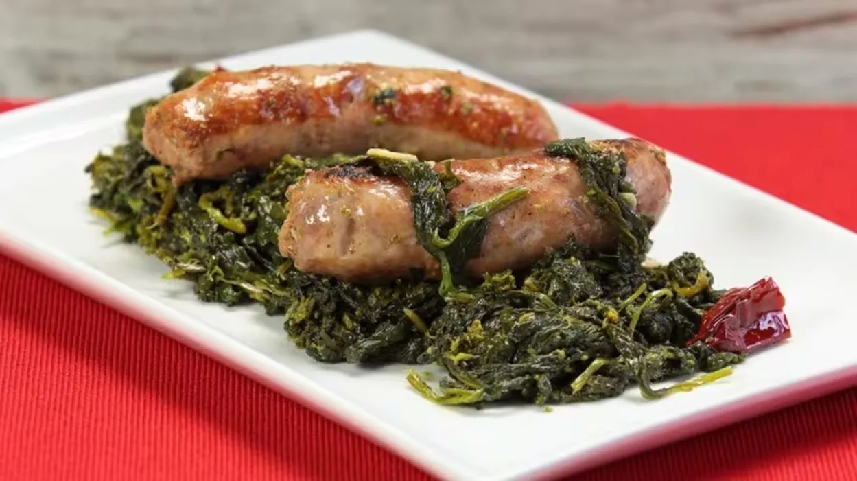 Torre Annunziata - All'istituto Graziani "Sapori di terra", con salsicce e friarielli