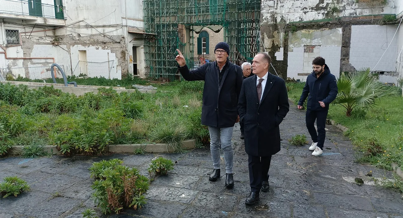 Torre del Geco - Riprendono i lavori per il "Polo dei saperi", fermi da quasi 3 anni