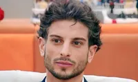 Grande Fratello, Garibaldi supera il limite con Monia: il gesto scatena la bufera