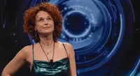 Grande Fratello, nota conduttrice difende Beatrice e attacca i gieffini: "Fanno branco"