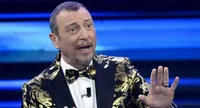 Sanremo 2024, retroscena bomba: "Complicità a letto tra due cantanti in gara"