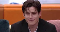 Grande Fratello, Alessio manda in tilt una gieffina: "Lui è il mio tipo"