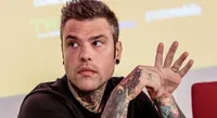 Fedez, ex vippona rivela: "L'ho visto baciare un'altra davanti a me"
