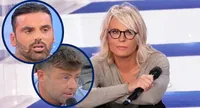 Uomini e Donne, Maria De Filippi striglia corteggiatori di Ida Platano: "Datevi una svegliata"