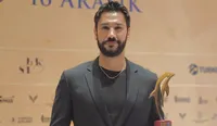 Mediaset: Ugur Gunes, l'attore di Terra Amara sbalordisce il pubblico