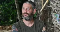 Isola dei Famosi, la confessione di Edoardo Tavassi: "Abbiamo rubato soldi e fumato"
