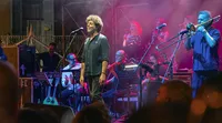 Torre del Greco - Festa dei Quattro Altari: buona la prima. Stasera concerto di Enzo Avitabile