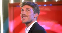 Gf Vip, Daniele Dal Moro bacia un uomo: la foto è virale. Chi è lui