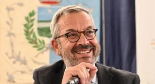 Il Procuratore della Corte d'Appello di Napoli, Aldo Policastro, a confronto con gli studenti