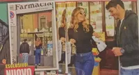 Grande Fratello, Helena e Javier in farmacia per un test di gravidanza. Lei rivela: "Non posso dire nulla"