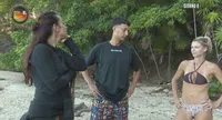 L'Isola dei Famosi, Nunzio Stancampiano ha perso la testa per una naufraga: "C'è qualcosa"