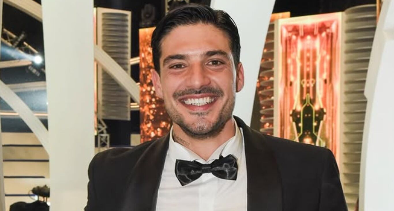 Grande Fratello, Lorenzo Spolverato ritrova l'amore con una nota ballerina? La reazione di lei al gossip