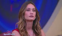 Grande Fratello, l'ex di Helena si è rifatto vivo: "Lui è ancora innamorato, le ha mandato dei fiori"