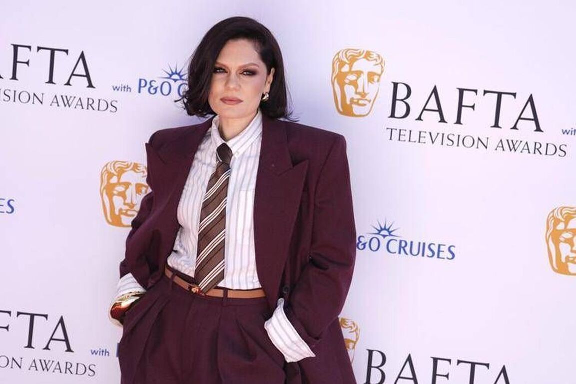 Jessie J: "Ho un cancro al seno, mi opero e sparisco per un po'"
