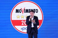 Conte: "Simbolo M5S? Né mio né di Grillo, fossi il legale suggerirei di non fare causa"