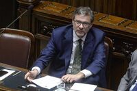 Giorgetti: "Denatalità influenza debito e crescita"