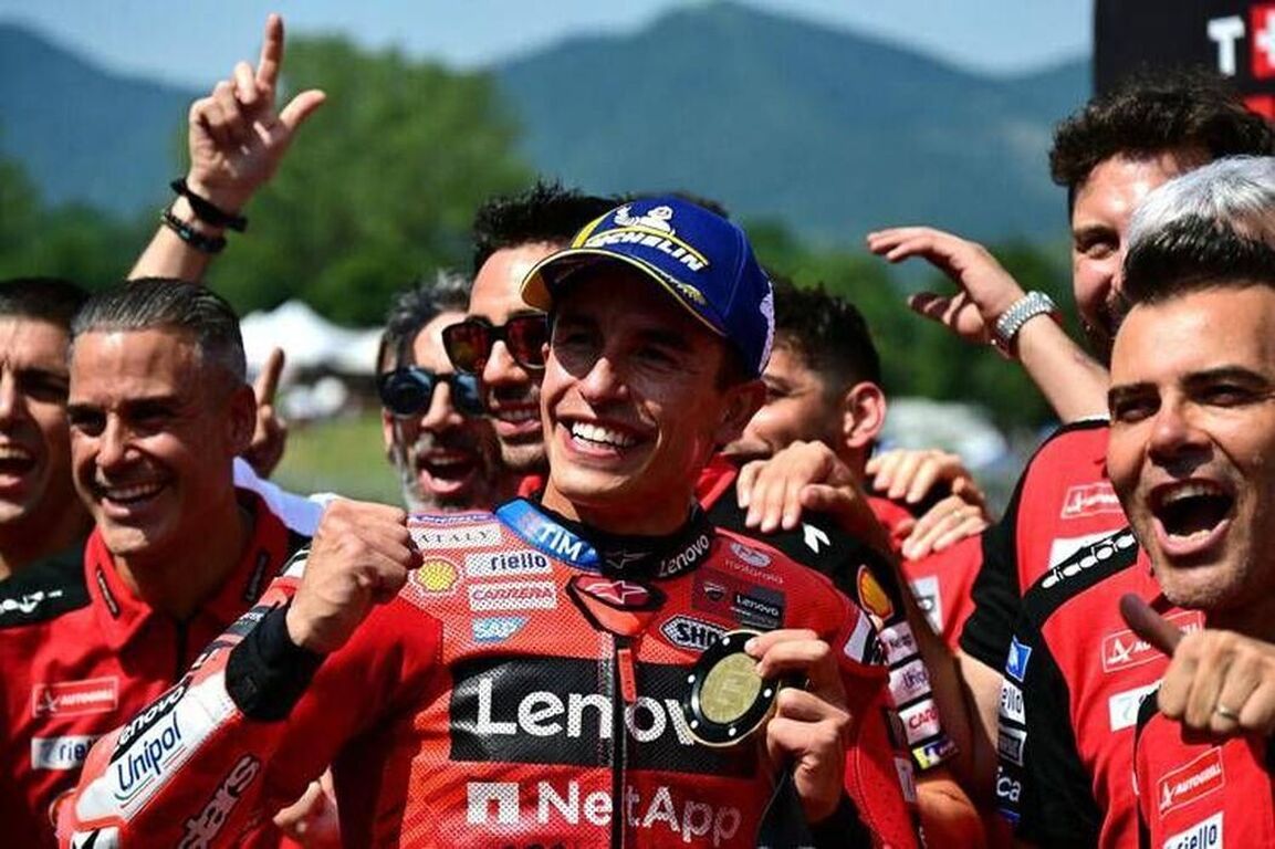 Marquez vince, il Mugello fischia. E Tardozzi si infuria