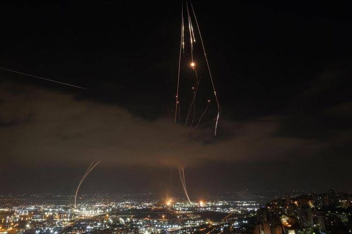 Iran, Bertolotti (Ispi): "Blocco Stretto Hormuz? Guerra ibrida e cyberattacchi tra opzioni"