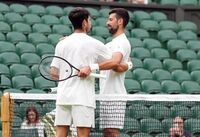Alcaraz, passante da sogno con Djokovic a Wimbledon. Poi lo 'sfotte'