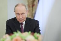 Ucraina, Putin elogia Trump: "È coraggioso, cerca davvero di risolvere il conflitto con Kiev"